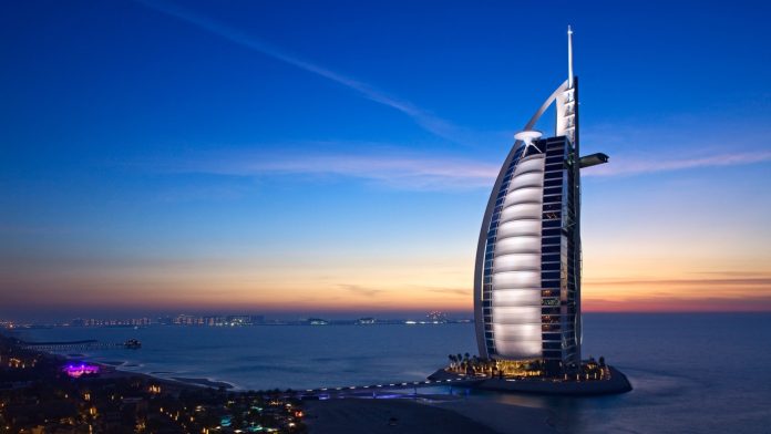 Burj Al Arab Dubai - World's Most Luxurious 7* Hotel